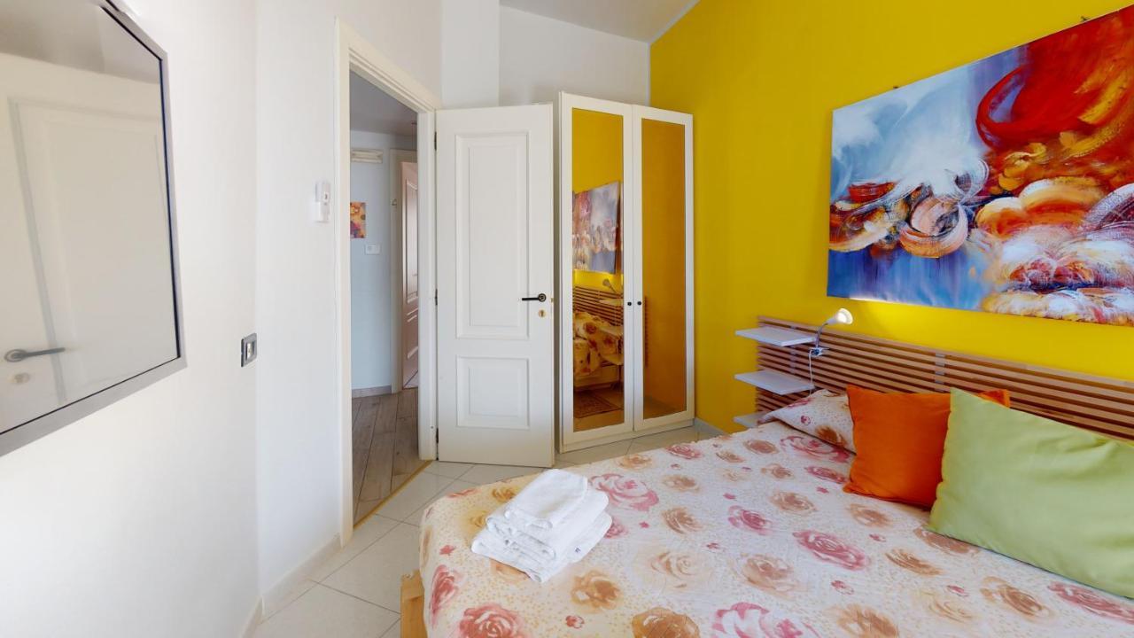 Bed and Breakfast B E B Le Terrazze Sul Mare Катандзаро Экстерьер фото